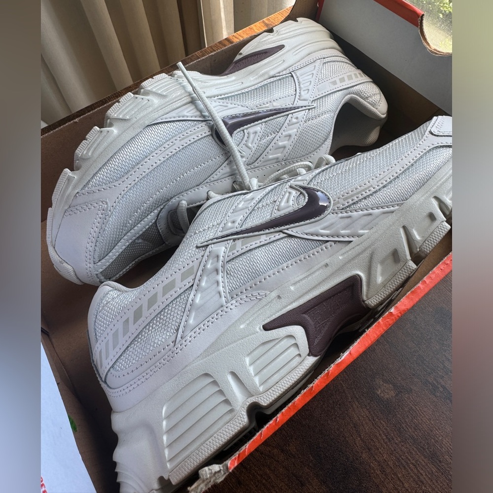 Nike Initiator Sneakers - Picture 2 of 7